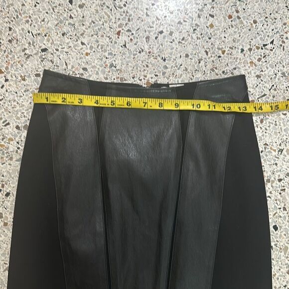 Helmut Lang black 100% lamb leather mini skirt 4 worn once - Picture 6 of 8
